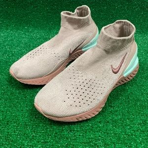 Nike Rise React Flyknit Diffused Taupe Wmns Sz 5